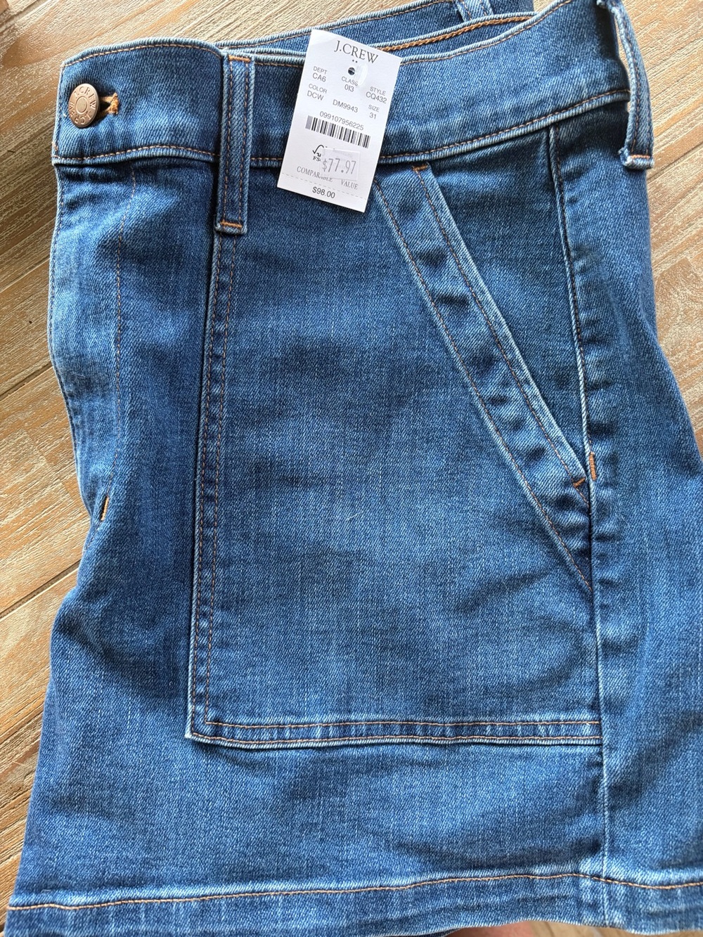 NWT J Crew Utility Denim Short - Picture 3 of 6